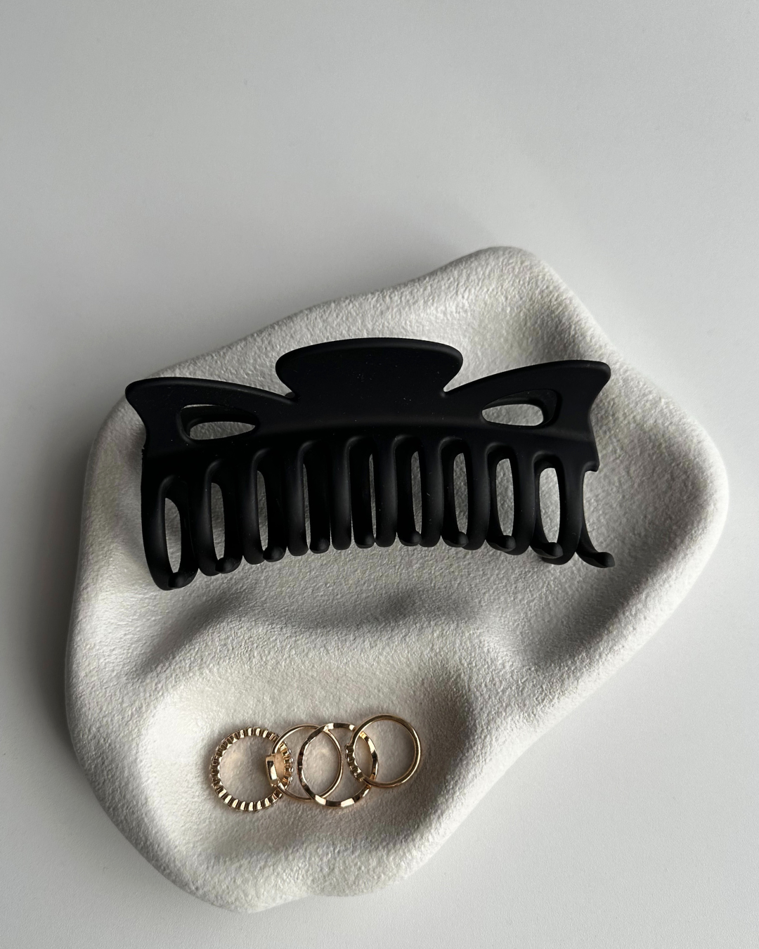 Large Matte Black Hair Clip
