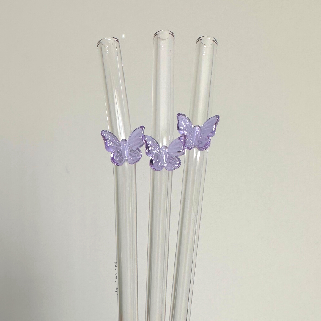 Wiggly Reusable Glass Straw in 2023  Glass straws, Reusable, Pink butterfly