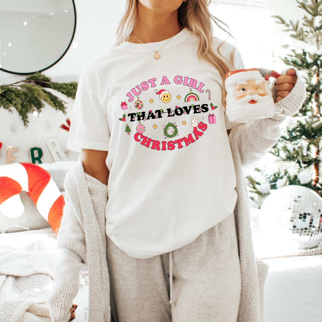 Just A Girl That Loves Christmas T-Shirt