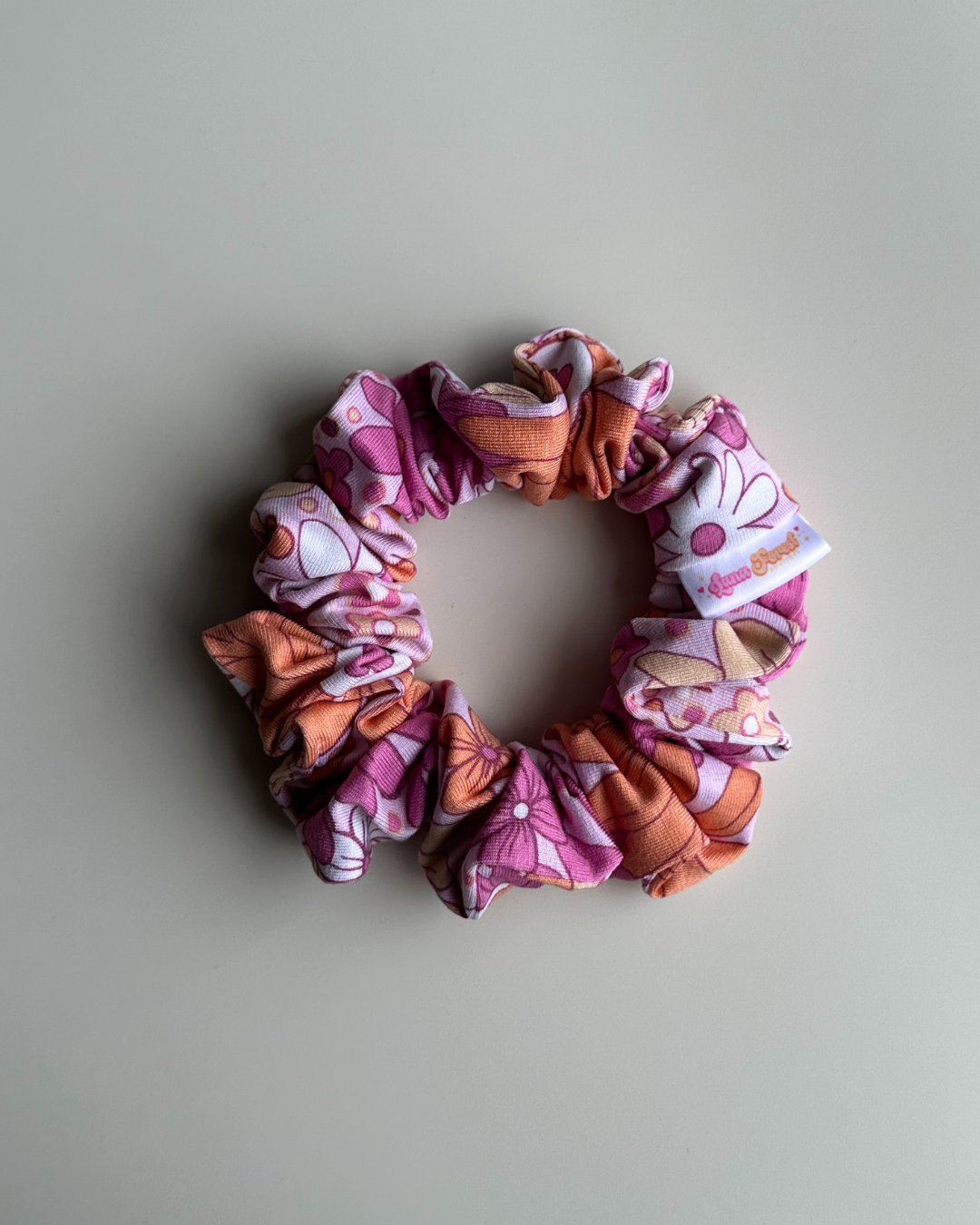 Jersey Scrunchie - Retro Flowers