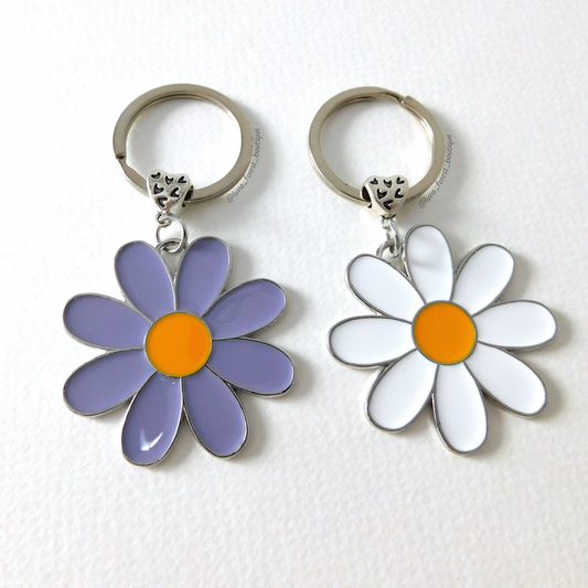 Daisy Keychain